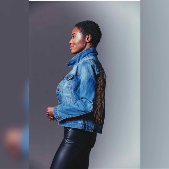 The QUEEN Denim Jacket - Picture 5 of 5